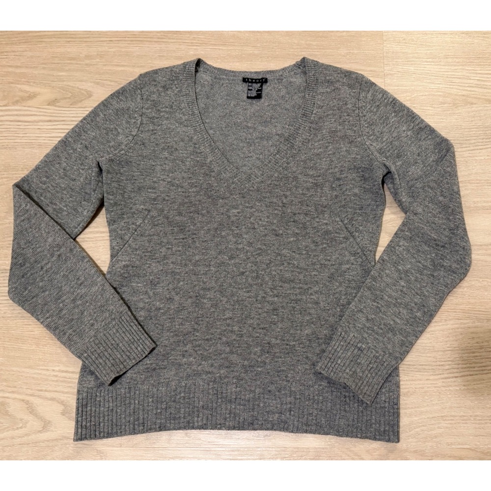 Theory Wool Cashmere V-Neck Sweater Women M Gray Luxury Minimalist